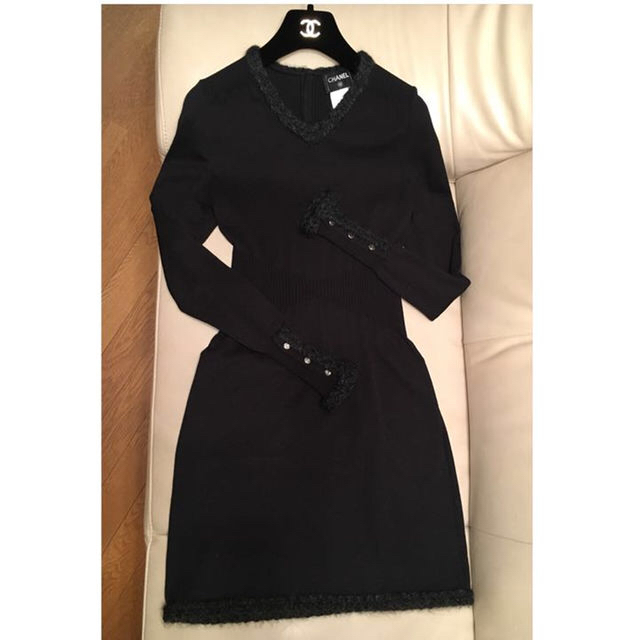 55%以上節約 CHANEL - pri♡★極美品★シャネル/CANEL★ニットワンピース34黒40万弱/ ひざ丈ワンピース 55%以上節約 CHANEL - pri♡★極美品★シャネル/CANEL★ニットワンピース34黒40万弱/ ひざ丈ワンピース