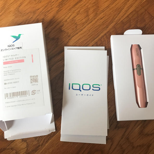 IQOS(アイコス)のiQOS ホルダー 限定ピンク メンズのファッション小物(タバコグッズ)の商品写真