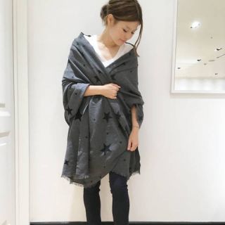 ドゥーズィエムクラス(DEUXIEME CLASSE)の新品DEUXIEME CLASS DOUCE GLOIRE STAR STOLE(ストール/パシュミナ)