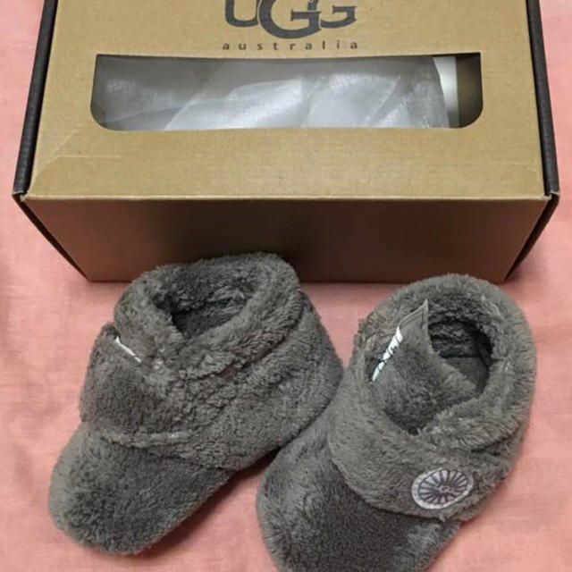UGG(アグ)のUGG アグ ベビー Bixbee  9センチ キッズ/ベビー/マタニティのベビー靴/シューズ(~14cm)(その他)の商品写真
