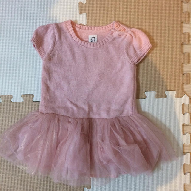 babyGAP(ベビーギャップ)のbabygap 半袖ニットチュールワンピ キッズ/ベビー/マタニティのベビー服(~85cm)(ワンピース)の商品写真