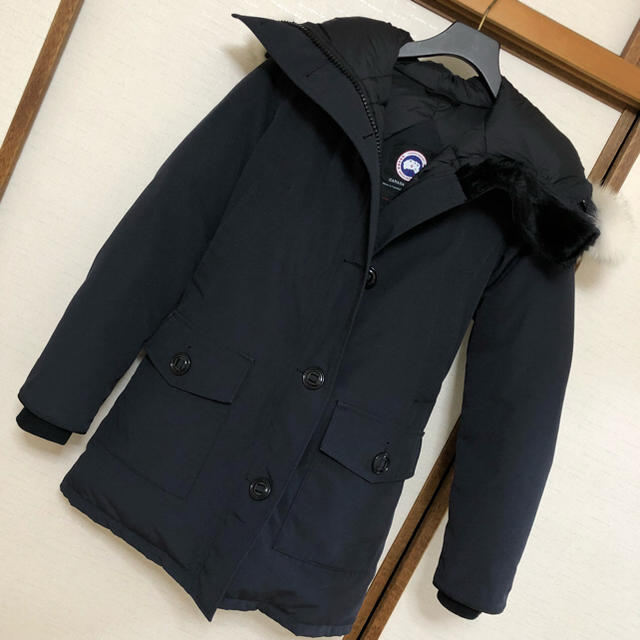 CANADA GOOSE(カナダグース)のカナダグース ブロンテ XS レディース レディースのジャケット/アウター(ダウンコート)の商品写真