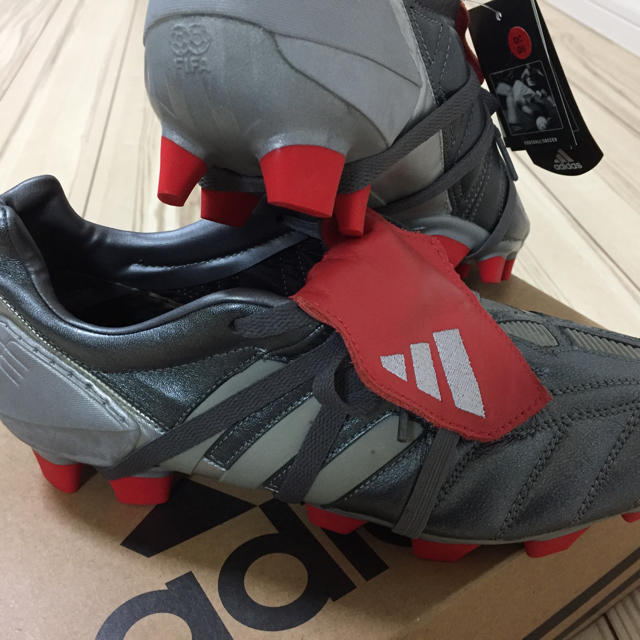 アディダス サッカースパイク 26.0㎝-