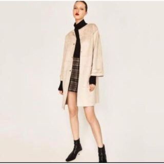 ザラ(ZARA)の【完売・美品】ZARA スエードノーカラーコート(ロングコート)