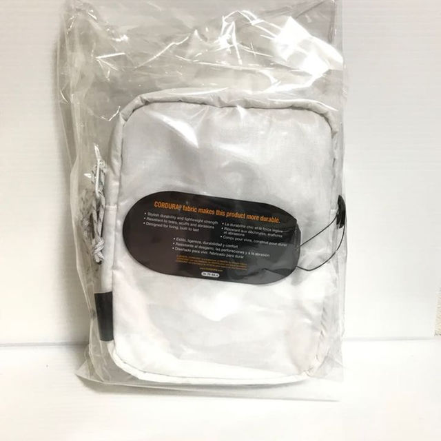 Supreme(シュプリーム)のSupreme Shoulder Bag 白 リストック メンズのバッグ(ショルダーバッグ)の商品写真