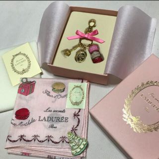 ラデュレ(LADUREE)のマカロンさん専用(キーホルダー)