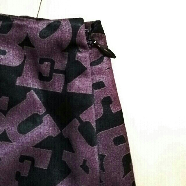 HYSTERIC GLAMOUR(ヒステリックグラマー)のヒステリックグラマーサテンスカート レディースのスカート(ミニスカート)の商品写真