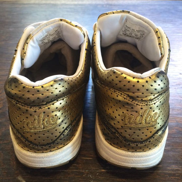 NIKE(ナイキ)のさらに値下げ 27.5㎝ ナイキ エアマックス ゴールド 北京五輪 限定モデル メンズの靴/シューズ(スニーカー)の商品写真