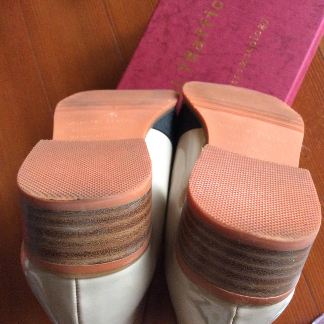 ORiental TRaffic(オリエンタルトラフィック)のエナメル♡リボンパンプス レディースの靴/シューズ(ハイヒール/パンプス)の商品写真