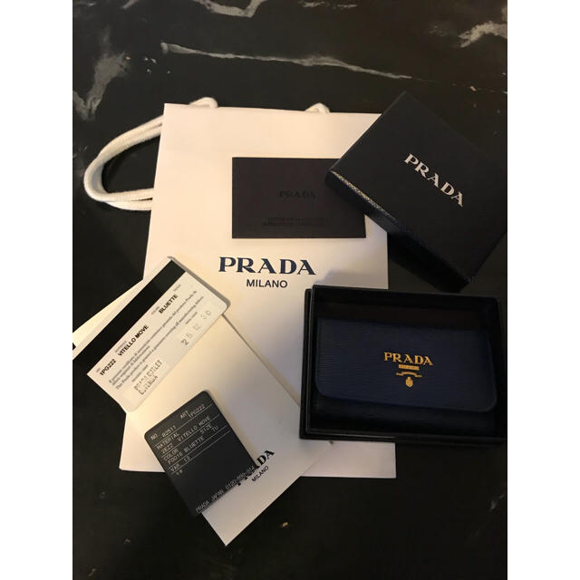 PRADA(プラダ)のPRADA キーケース レディースのファッション小物(キーホルダー)の商品写真