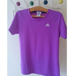 アディダス(adidas)のアディダス レディース 半袖Tシャツ 紫色 パープル Ｌ(その他)