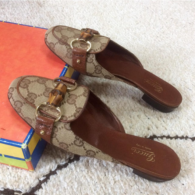 Gucci(グッチ)の美品!グッチ グッチシマ バンブービット 35 1/2~22.5㎝ レディースの靴/シューズ(ローファー/革靴)の商品写真