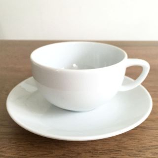 ロイヤルコペンハーゲン(ROYAL COPENHAGEN)のロイヤルコペンハーゲン★ティーカップ＆ソーサー★未使用★カルトナージュ(グラス/カップ)