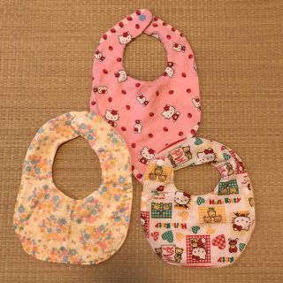 サンリオ(サンリオ)の【ハンドメイド】よだれかけ スタイ 3枚セット(ベビースタイ/よだれかけ)