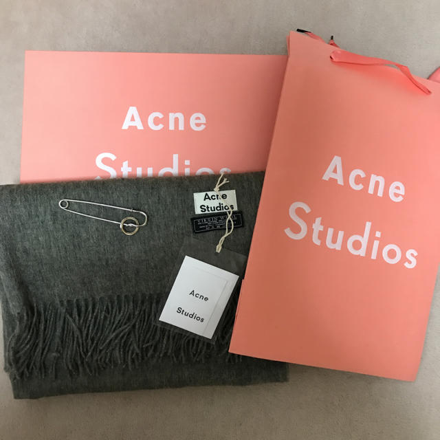 ヴァージンウール100％Acne  Studios マフラー ストール