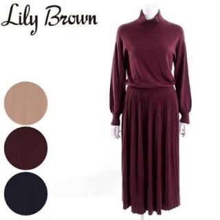 リリーブラウン(Lily Brown)のLily Brown プリーツ ニット ワンピース(ロングワンピース/マキシワンピース)