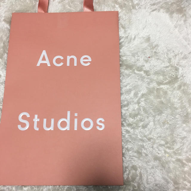 ACNE(アクネ)のacne studios ストール レディースのファッション小物(マフラー/ショール)の商品写真