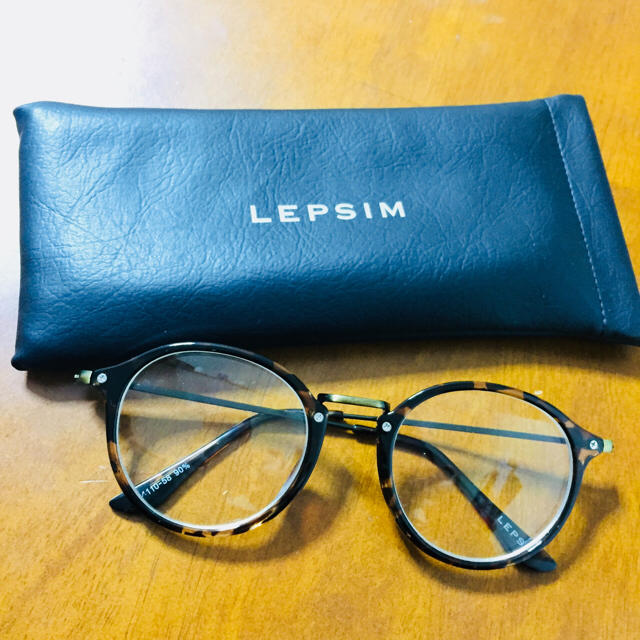 LEPSIM(レプシィム)のレプシム、伊達メガネ レディースのファッション小物(サングラス/メガネ)の商品写真