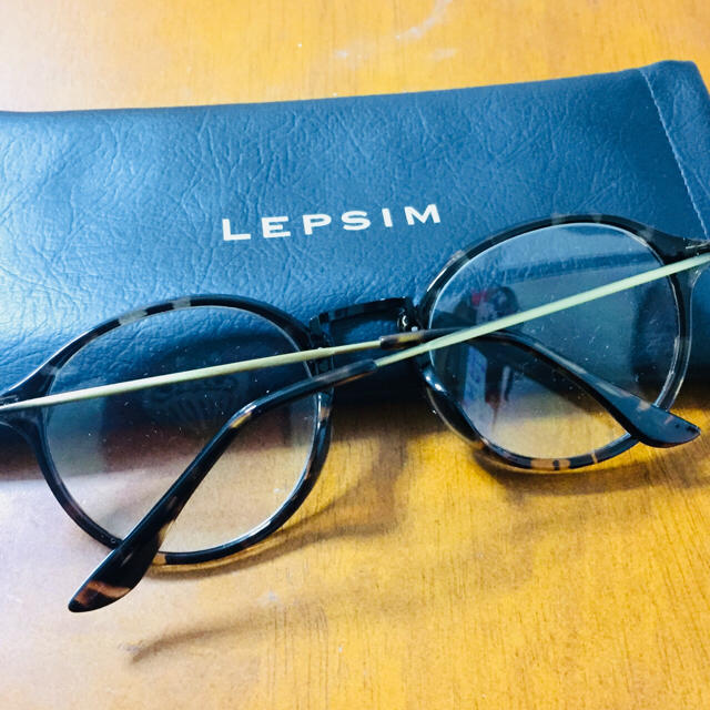 LEPSIM(レプシィム)のレプシム、伊達メガネ レディースのファッション小物(サングラス/メガネ)の商品写真