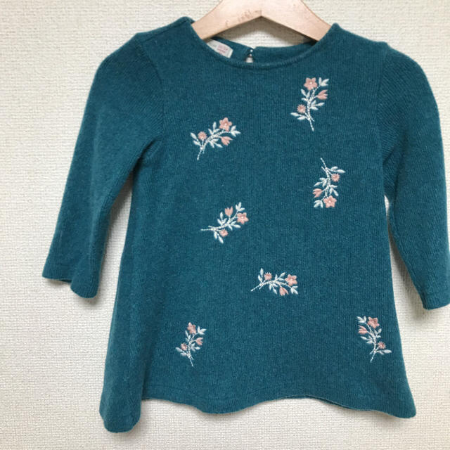 ZARA KIDS(ザラキッズ)のZARA baby 刺繍 ワンピース  キッズ/ベビー/マタニティのベビー服(~85cm)(ワンピース)の商品写真