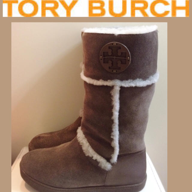 Tory Burch(トリーバーチ)のトリーバーチ♡グレースエードムートンブーツ♡ レディースの靴/シューズ(ブーツ)の商品写真