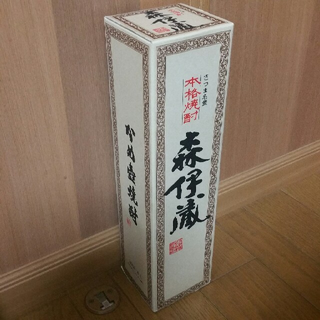   ※まろん様専用ページ 【化粧箱つき】森伊蔵1.8L  食品/飲料/酒の酒(焼酎)の商品写真