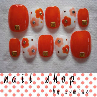 sネイルチッププチデイジー オレンジ コスメ/美容のネイル(つけ爪/ネイルチップ)の商品写真
