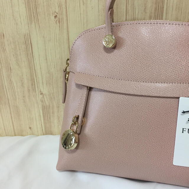 Furla(フルラ)の1点のみ‼︎ フルラ パイパーS ショルダーバッグ ピンク ♡ レディースのバッグ(ショルダーバッグ)の商品写真