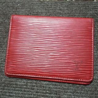 ルイヴィトン(LOUIS VUITTON)の【taka様専用】ルイヴィトン　パスケース(名刺入れ/定期入れ)