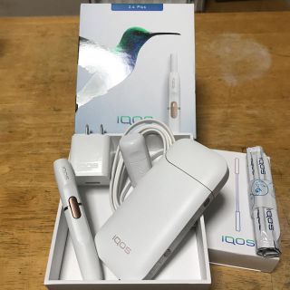 アイコス(IQOS)のIQOS 2.4Plus 中古美品+IQOSクリーニングスティック10本付き(タバコグッズ)