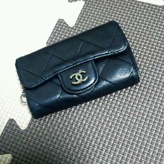 シャネル(CHANEL)の正規品　CHANEL　マトラッセ　キーケース(キーケース)