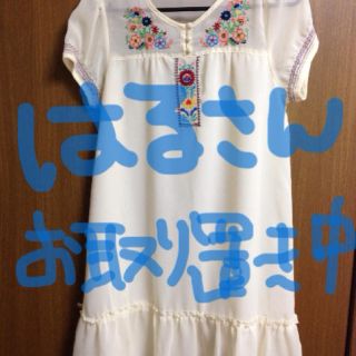 ページボーイ(PAGEBOY)の刺繍ワンピ(ひざ丈ワンピース)