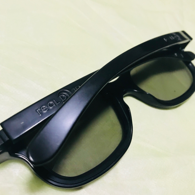 3dメガネ 映画 映画館 Real 黒 めがね サングラス 眼鏡の通販 By 華莉 S Shop ラクマ