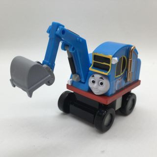 タカラトミーアーツ(T-ARTS)の【カプセルプラレール】アルフィーになったトーマス(電車のおもちゃ/車)