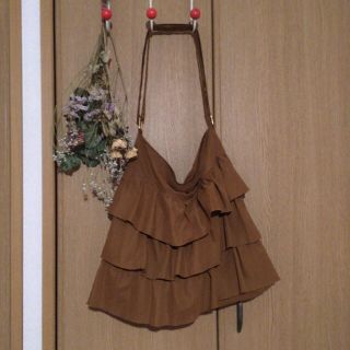 ページボーイ(PAGEBOY)の【値下げしました】フリル トートバック(トートバッグ)