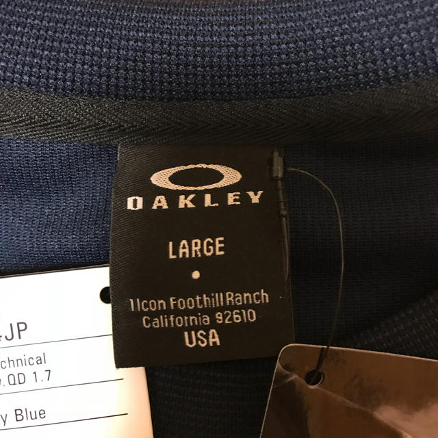 Oakley(オークリー)のお値下げ！【新品】OAKLEY トレーナー メンズLサイズ メンズのトップス(スウェット)の商品写真
