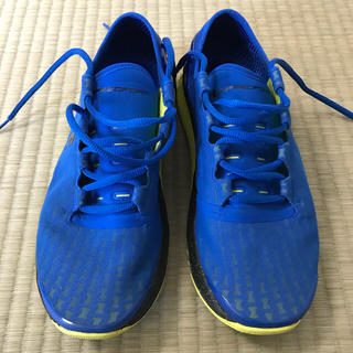 アンダーアーマー(UNDER ARMOUR)のほぼ新品‼️アンダーアーマー 短、中距離ランニングシューズ 靴26.0cm ‼️(シューズ)