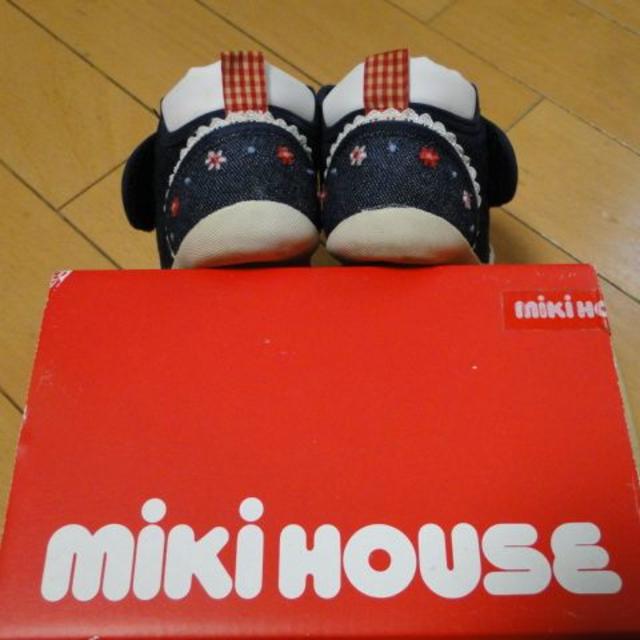 mikihouse(ミキハウス)の送料込み★mikiHOUSEのベビーシューズ紺色１2.5cm　うさぎさん★  キッズ/ベビー/マタニティのキッズ靴/シューズ(15cm~)(スニーカー)の商品写真