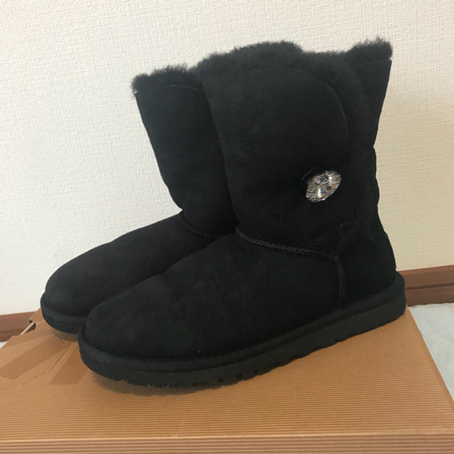 UGG レディースムートン 23㎝