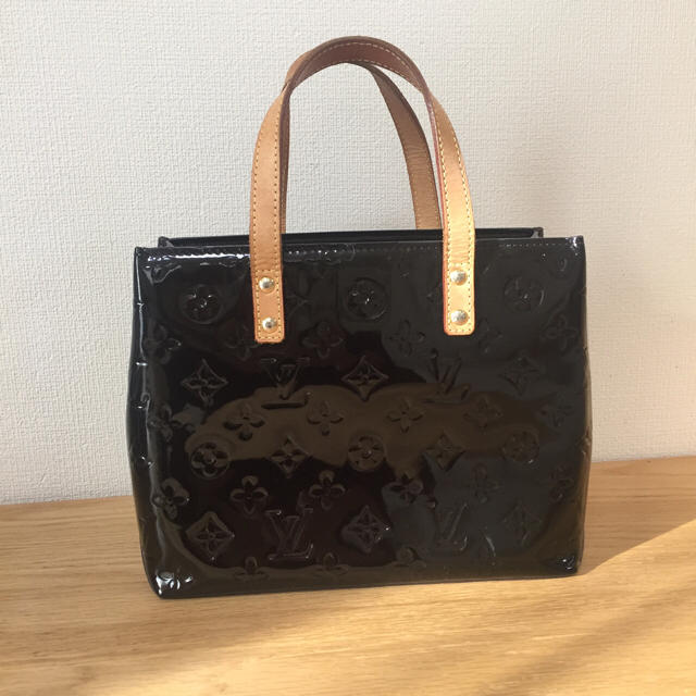 LOUIS VUITTON(ルイヴィトン)のお値下げ！ ルイヴィトン リード ｐｍ ヴェルニ レディースのバッグ(ハンドバッグ)の商品写真