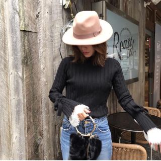 ザラ(ZARA)の美品♡birthdaybashリボンスリーブニット♡黒(ニット/セーター)