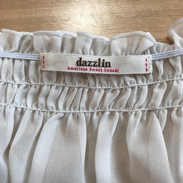 dazzlin(ダズリン)のdazzlin オフショル レディースのトップス(カットソー(半袖/袖なし))の商品写真