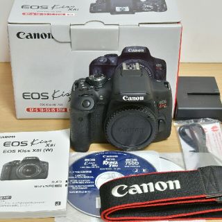 【Canon】EOS Kiss X8i＋望遠ズームレンズアクセサリセット