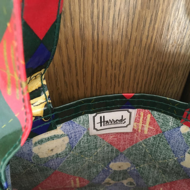 Harrods(ハロッズ)のハロッズ ビニールバッグ（小） レディースのバッグ(トートバッグ)の商品写真