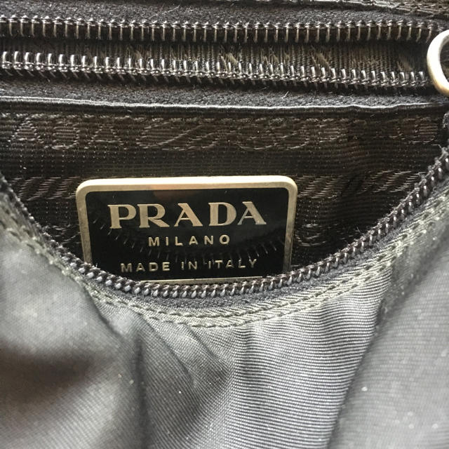 PRADA(プラダ)のPRADA★ナイロンショルダーバッグ レディースのバッグ(ショルダーバッグ)の商品写真