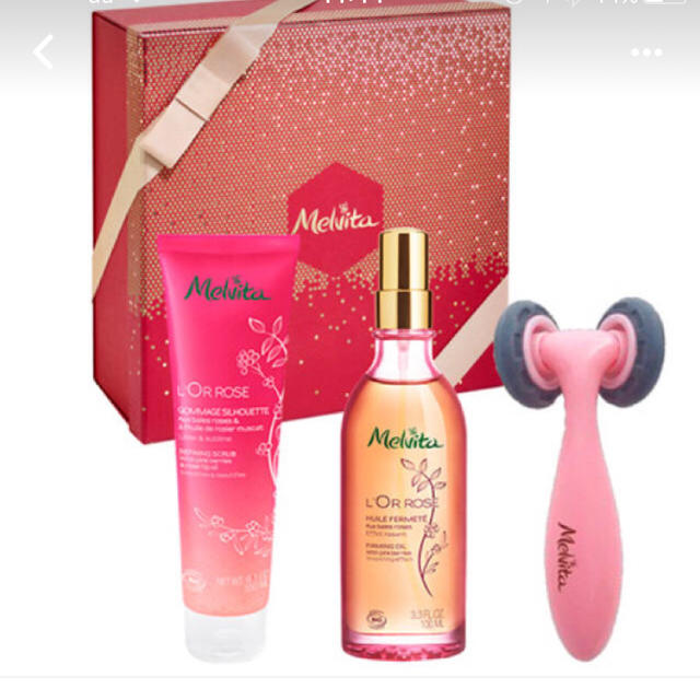 Melvita(メルヴィータ)のMelvita クリスマス限定セット コスメ/美容のボディケア(ボディスクラブ)の商品写真