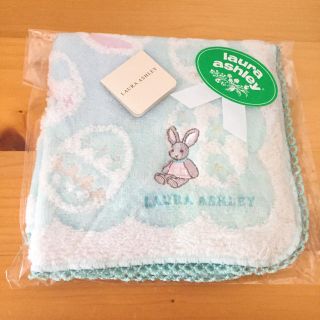 ローラアシュレイ(LAURA ASHLEY)の【新品】ローラアシュレイ うさぎ柄 タオルハンカチ(ハンカチ)