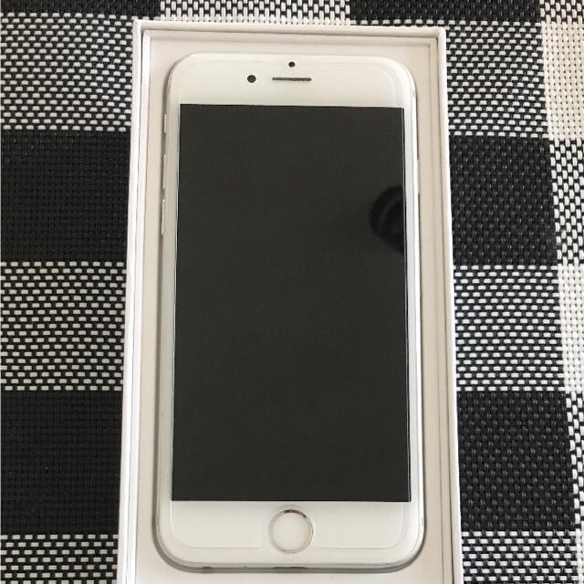 iPhone(アイフォーン)のiPhone6 128G スマホ/家電/カメラのスマートフォン/携帯電話(スマートフォン本体)の商品写真