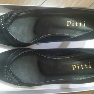 ピッティ(Pitti)の②【pitti】ピッティ 黒パンプス【23.0㎝】ほぼ新品(ハイヒール/パンプス)