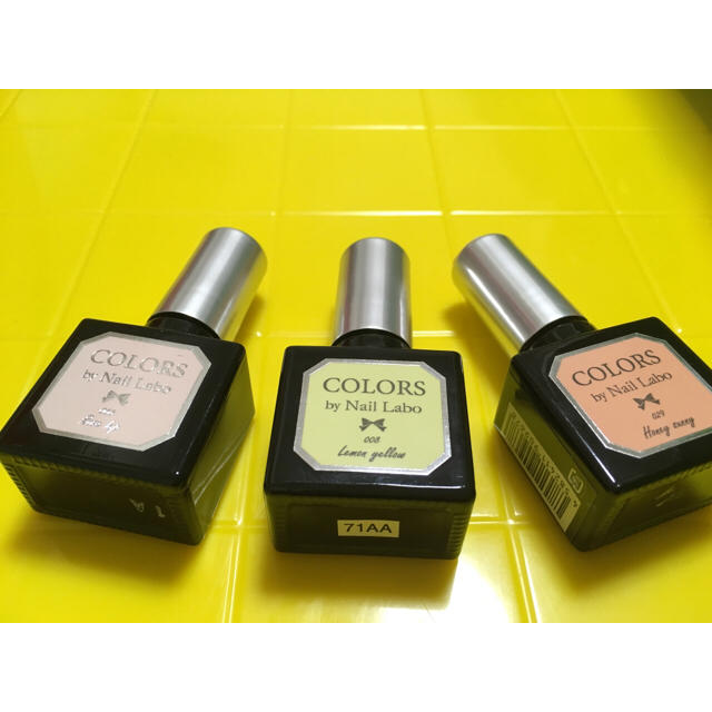 バイネイルラボ カラージェル 3本セットの通販 by にょるそ's shop|ラクマ